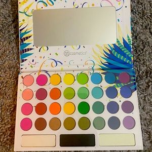 BH COSMETICS TAKE ME BACK TO BRAZIL PALETTE
